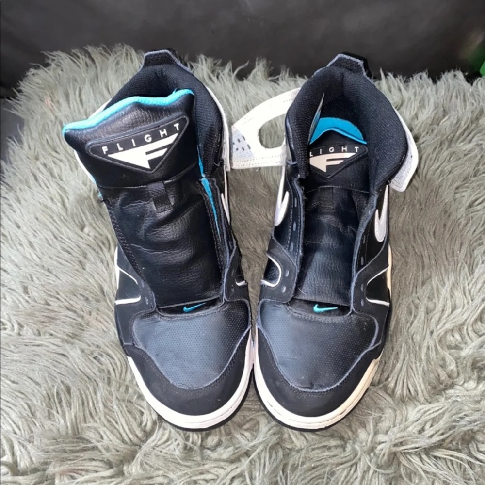 Nike Black and Teal Air Flight